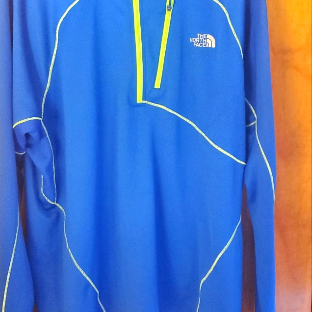 EUC  The North Face Men's Impulse Active 1/4 Zip